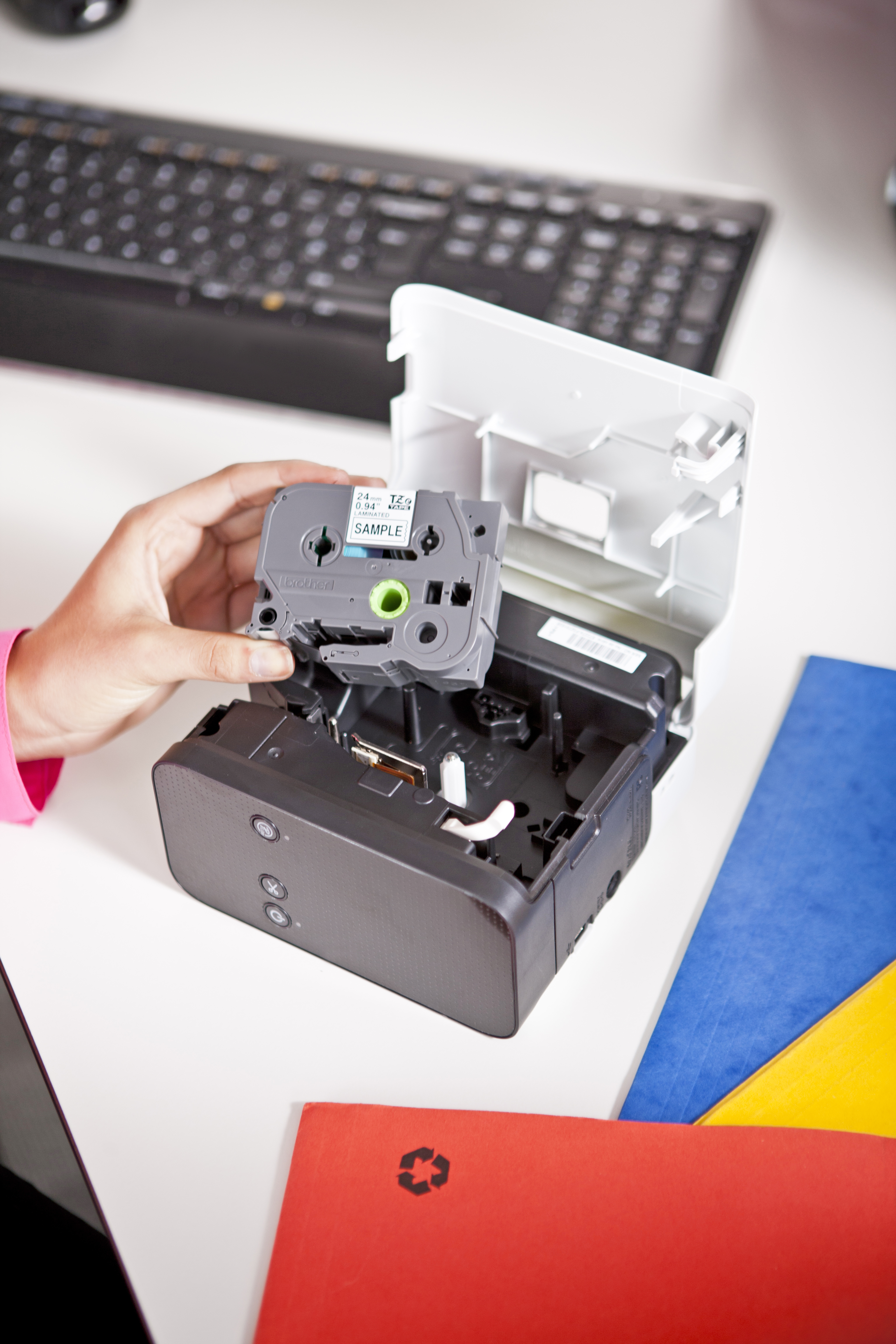 Принтер  PT-P700 для печати наклеек шириной до 24 мм| Brother  6